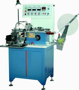 YZ-3200 商標(biāo)單功能對(duì)折自動(dòng)剪析機(jī)